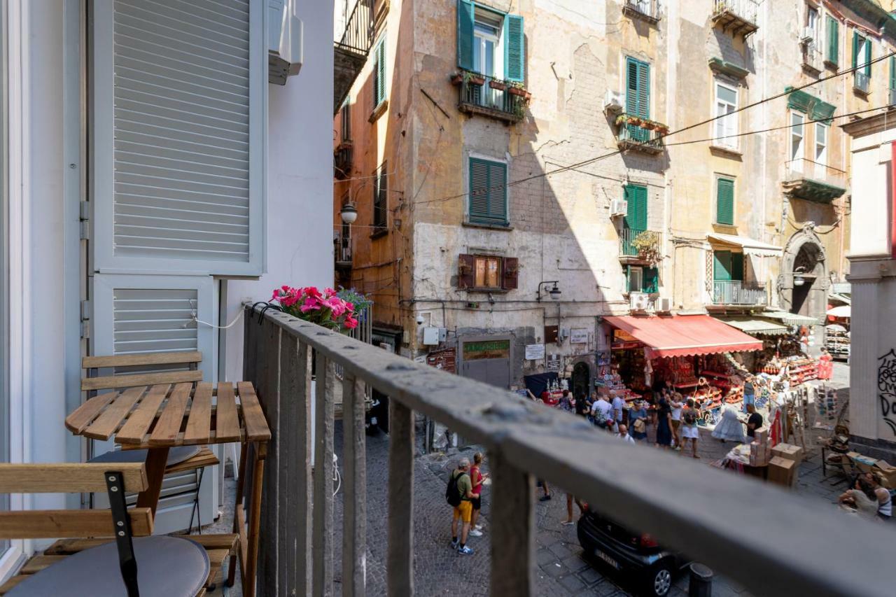 Il Balcone Sui Presepi Apartment Naples Luaran gambar